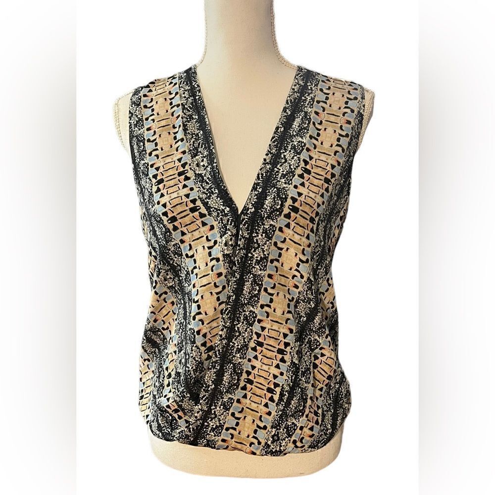 Marie Oliver Silk‎ Sleeveless Blouse Size XS faux wrap snake print